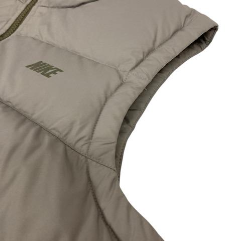 NIKE（ナイキ） ダウンベスト ノースリーブ ハイネック プリント