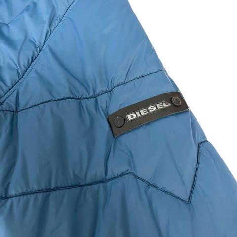 DIESEL ターコイズ Mサイズ ナイロンジャケット。中綿あり DIESEL ターコイズ Mサイズ ナイロンジャケット。中綿あり DIESEL