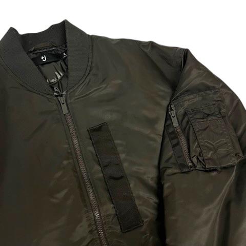 ユニクロ（UNIQLO） +J ハイブリッドダウンオーバーサイズMA-1ブルゾン