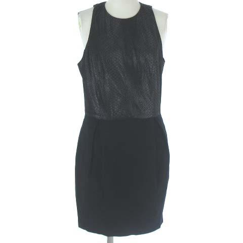 中古 アルマーニエクスチェンジ A X Armani Exchange ワンピース ノースリーブ タイト パイソン柄 切替 ひざ丈 膝丈 黒 4 Ibo9 レディース ベクトル 古着 022 ブランド古着販売のベクトル 通販 Yahoo ショッピング