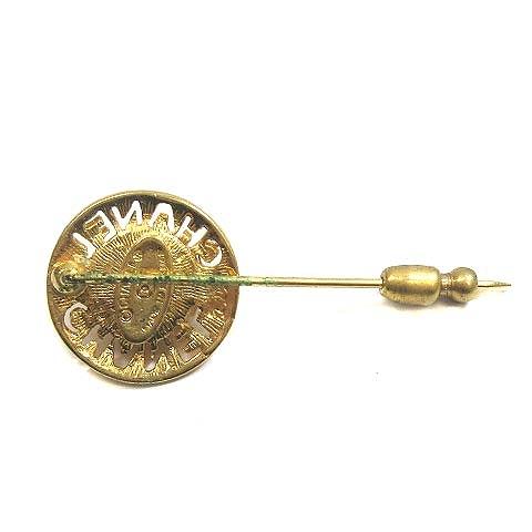 CHANEL（シャネル） ブローチ ラウンド ロゴ パール ゴールドカラー