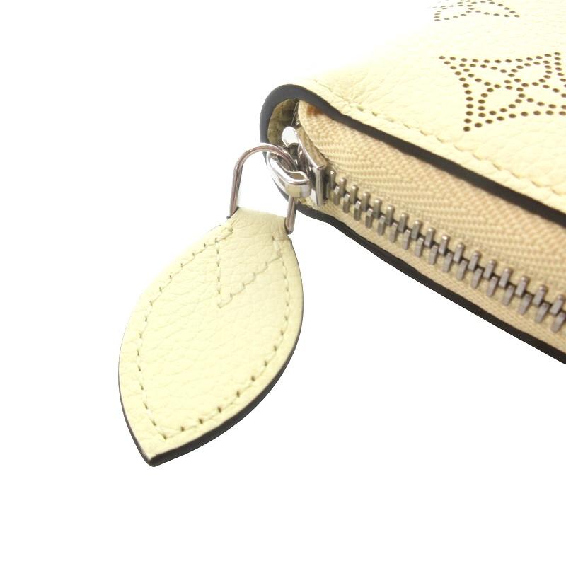 ルイヴィトン LOUIS VUITTON 長財布 マヒナ ジッピーウォレット