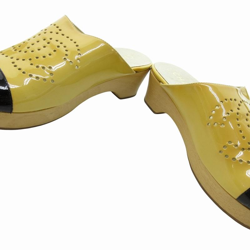 【中古】シャネル CHANEL バイカラー ミュール サンダル ココマーク パンチング エナメル 黄 黒 35 約22.5?p IBO67 シャネル CHANEL バイカラー ミュール サンダル ココマーク パンチング