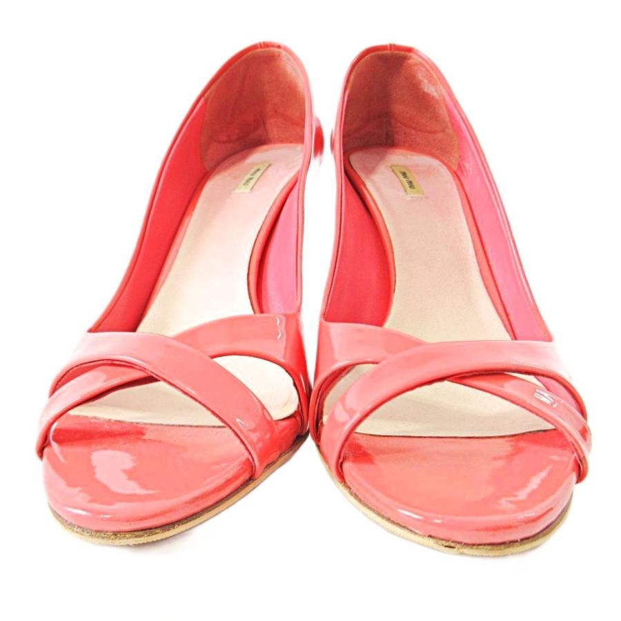 miu miu（ミュウミュウ） パテントレザー エナメル オープントゥ