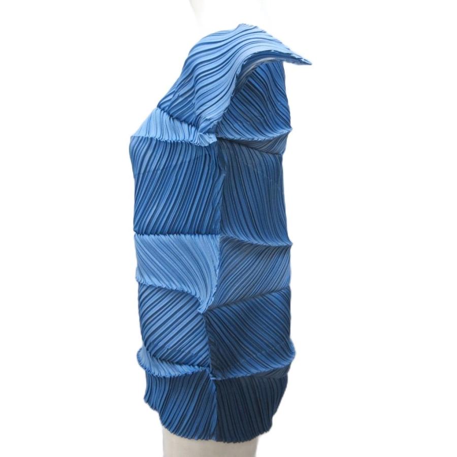 me ISSEY MIYAKE プリーツトップス ブルー 変形デザイン 【公式通販】