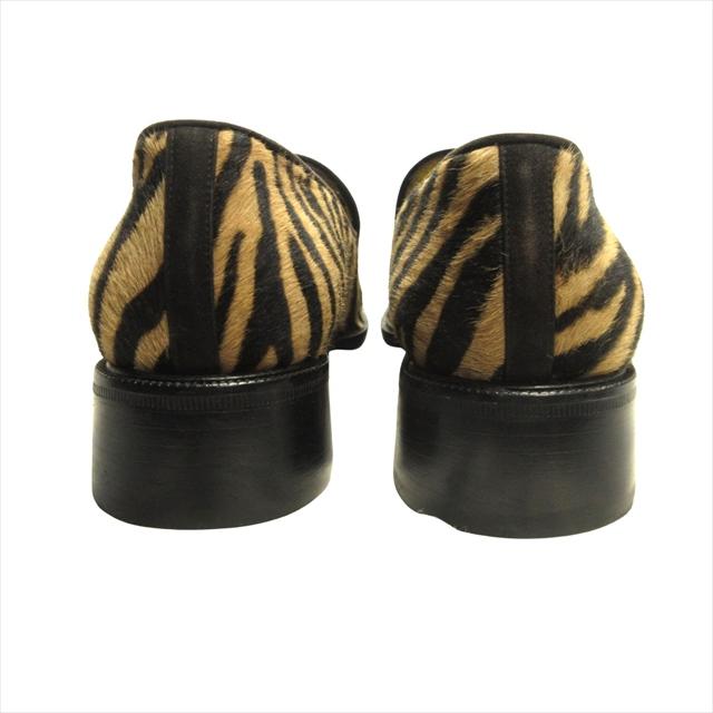 【美品】FENDIフェンディ ゼブラ柄 ハラコ レザー ローファー スリッポン FENDI 美品 フェンディ ゼブラ柄 ハラコ レザー オペラ シューズ