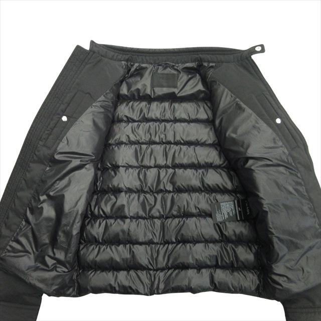 PRADA（プラダ） 23aw トライアングルロゴ ダウン ジャケット ブルゾン 