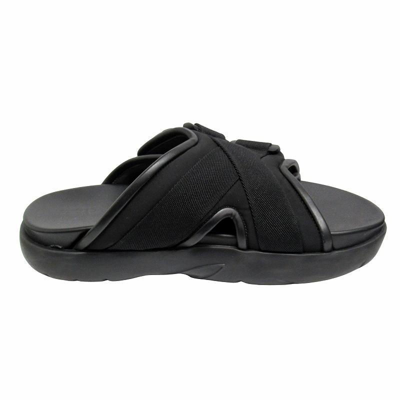 BOTTEGA VENETA（ボッテガ・ヴェネタ） スナップ スライド