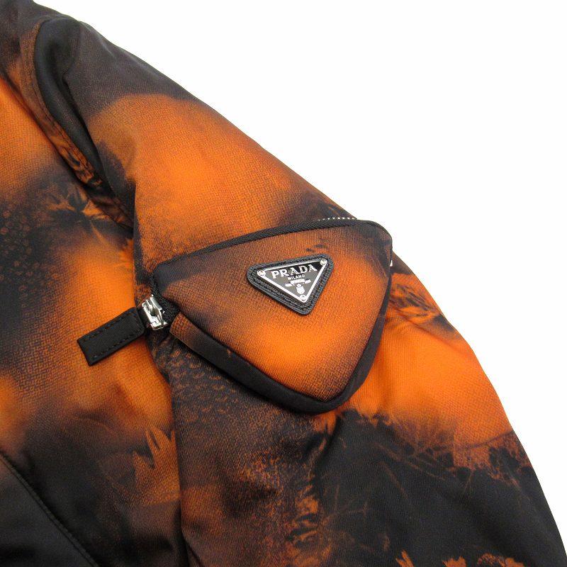 【中古】美品 22aw プラダ PRADA トライアングルロゴ Re-Nylon 転写 ボンバー ジャケット ブルゾン SGB903 リナイロン PRADA（プラダ） 美品 22aw トライアングルロゴ Re-Nylon 転写