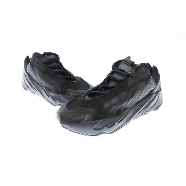 adidas yeezy 700 triple black