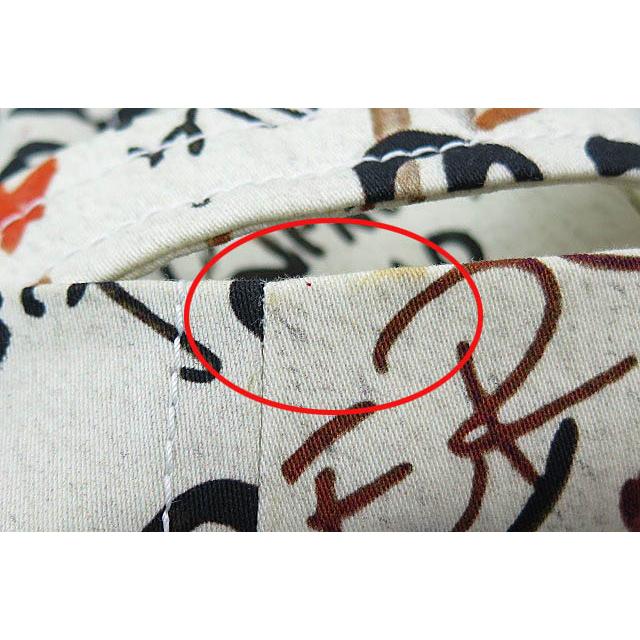 BURBERRY バーバリー リカルドティッシ期 Graffiti Print Trench BURBERRY バーバリー リカルドティッシ期 Graffiti Print Trench