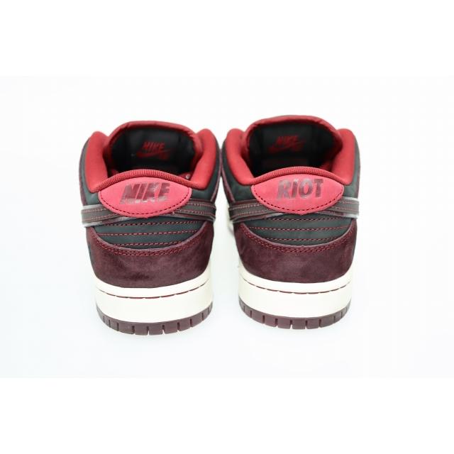NIKE ナイキ ×Riot Skateshop ライオットスケートショップ SB Dunk Low 