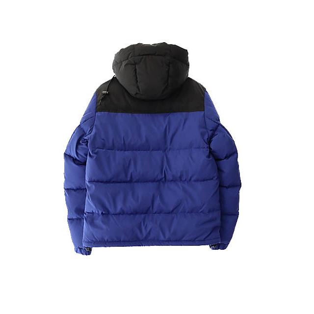 A BATHING APE アベイシングエイプ フロント ロゴ プリント ダウン