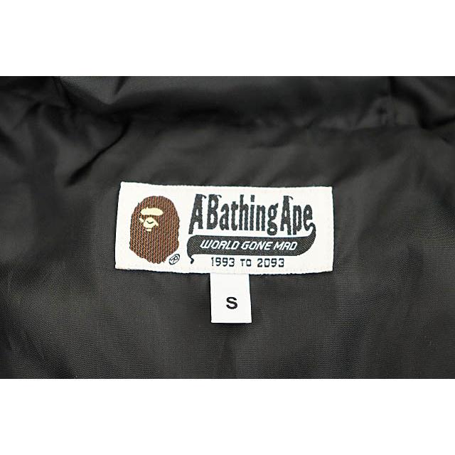 A BATHING APE アベイシングエイプ フロント ロゴ プリント ダウン