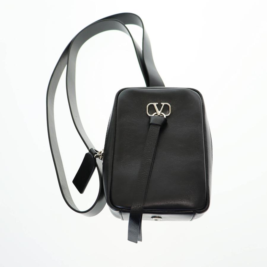 【中古】ヴァレンティノ ヴァレンチノ  VALENTINO Vリング ボディバッグ ショルダーバッグ ☆AA★▲■ 250901 中古】ヴァレンティノ ヴァレンチノ VALENTINO Vリング ボディバッグ