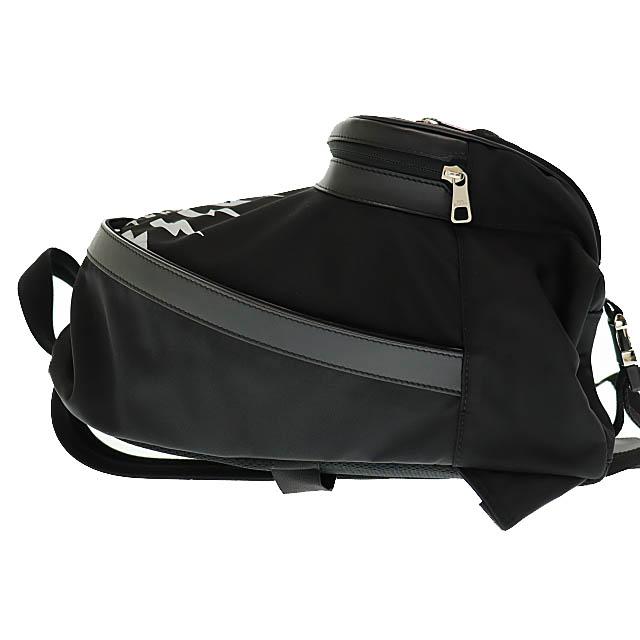 ニールバレット Neil Barrett サンダーボルト ロゴ プレート レザー