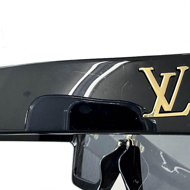 LOUIS VUITTON（ルイ・ヴィトン） サイクロン モノグラム LV ワン