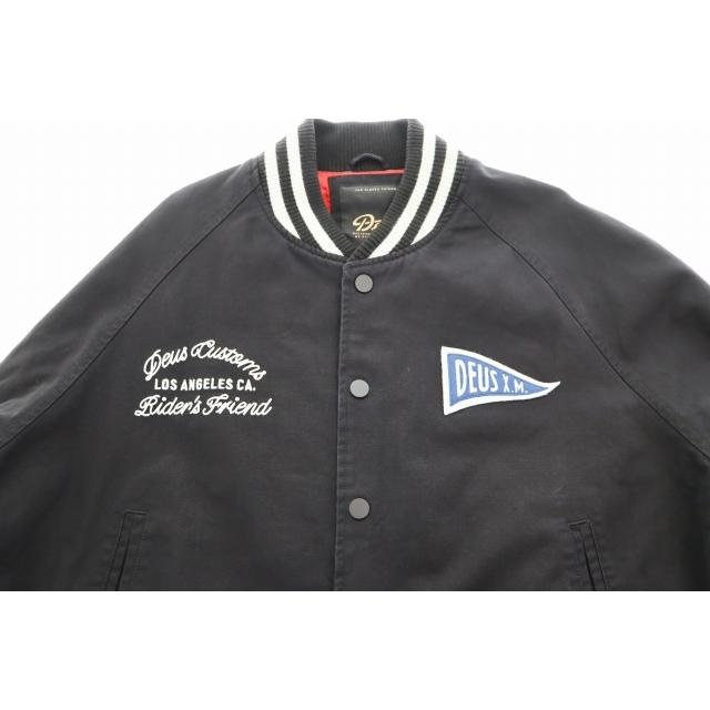 デウスエクスマキナ DEUS EX MACHINA STADIUM JACKET ロゴ 刺繍