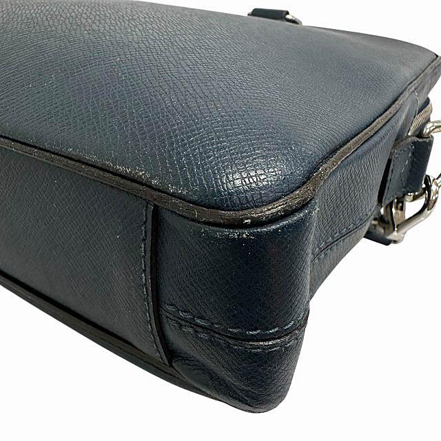 LOUIS VUITTON（ルイ・ヴィトン） タイガ ポルト ドキュマン PM 2WAY