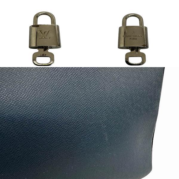 LOUIS VUITTON（ルイ・ヴィトン） タイガ ポルト ドキュマン PM 2WAY