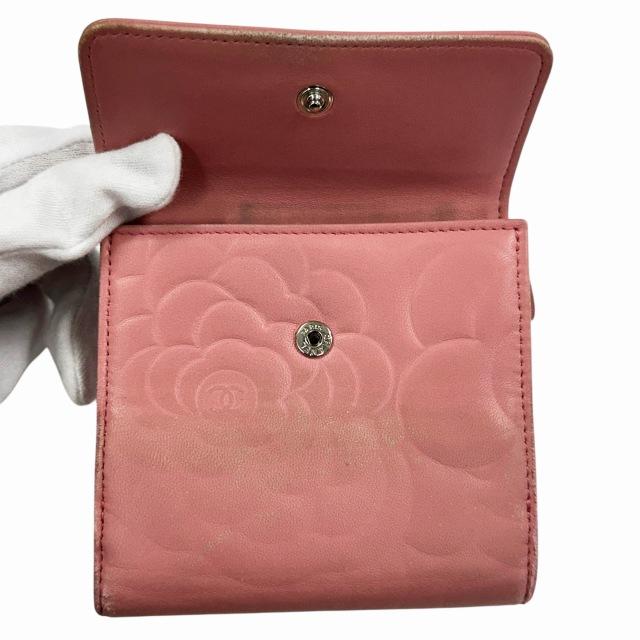 シャネル　CHANEL カメリア　二つ折　コンパクト　財布 CHANEL(シャネル) カメリア コンパクトジップ財布 二つ折り 【ブランド