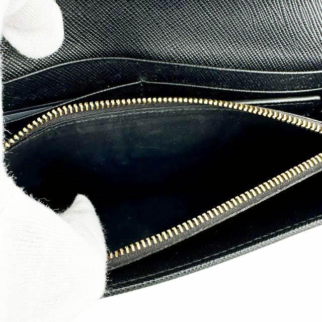 PRADA（プラダ） PRADA SAFFIANO TRIANG サフィアーノ レザー