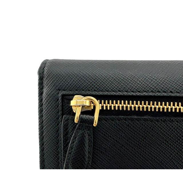 PRADA（プラダ） PRADA SAFFIANO TRIANG サフィアーノ レザー