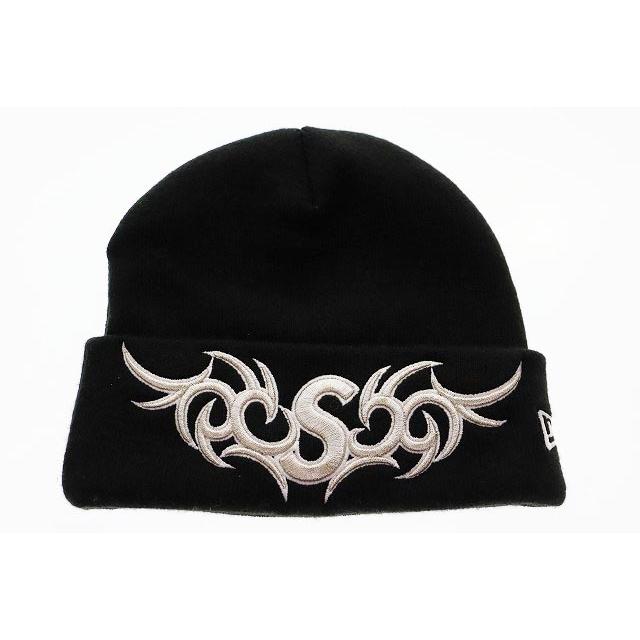 25AW シュプリームニューエラアウトラインビーニーニットキャップ Supreme（シュプリーム） × NEW ERA 25AW TRIBAL S LOGO BEANIE BLACK