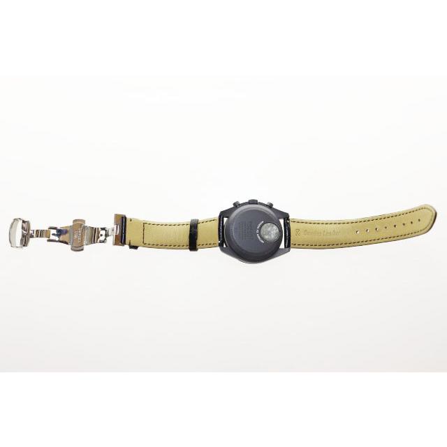 オメガ OMEGA × SWATCH MISSION TO MERCURY SO33A100 ミッション トゥ マーキュリー スピードマスター ムーンスウォッチ クロノグラフ 腕の画像