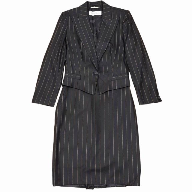 マックスマーラ MAX MARA 美品 白タグ 最高級 スーツ セットアップ フォーマル ジャケット スカート ストライプ 38 ブラック 0226  レディ :049-902302210003:ブランド古着販売のベクトル - 通販 - Yahoo!ショッピング