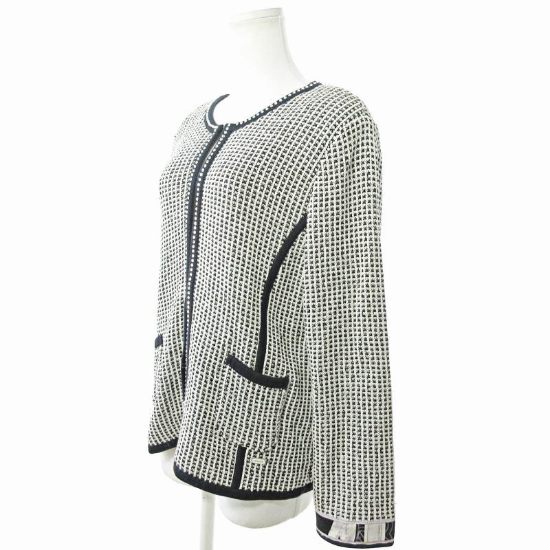 レオナールのラインストーンの美しい白いジャケット LEONARD（レオナール） ノーカラージャケット ブレザー ツイード