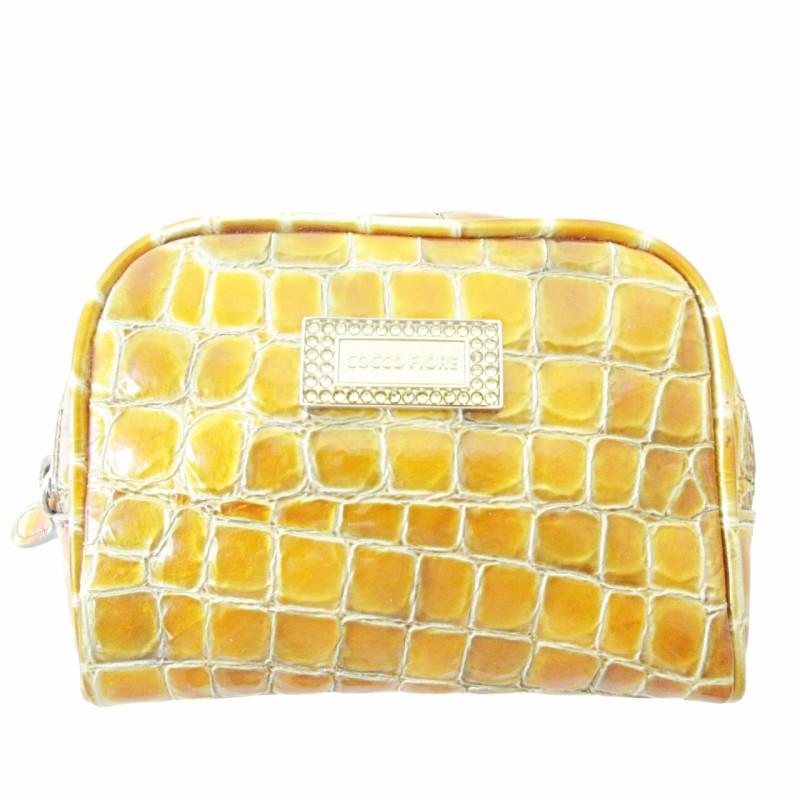 コッコフィオーレ COCCO FIORE ポーチ 小物入れ 型押し エナメル 