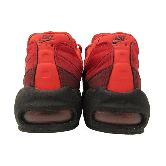 NIKE（ナイキ） NIKE AIR MAX 95 OG Habanero Red AT2865-600 エア
