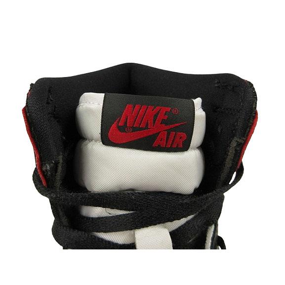 NIKE（ナイキ） NIKE Air Jordan 1 Retro High OG Blood Line 555088 