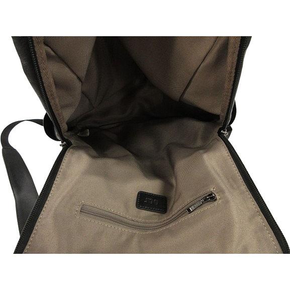 ear PAPILLONNER イヤパピヨネ レザーリュック 本革 黒 ブラック BAG