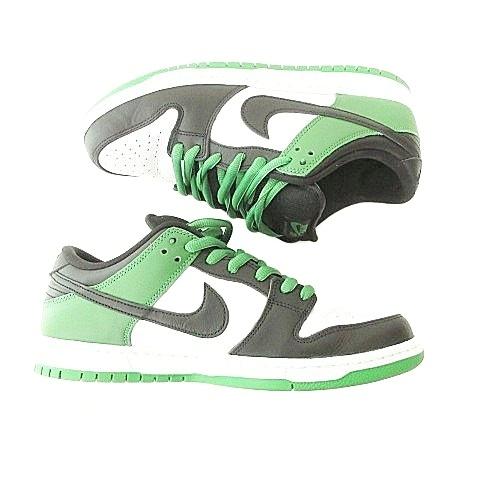NIKE（ナイキ） NIKE SB 美品 箱付き タグあり 替紐あり Dunk Low Pro