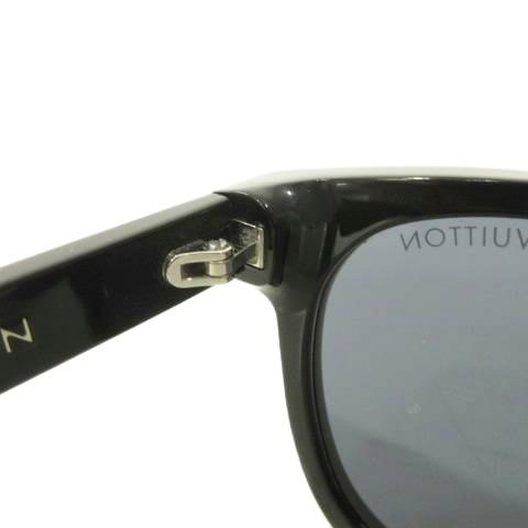 LOUIS VUITTON（ルイ・ヴィトン） シグネチャー スクエアラウンド