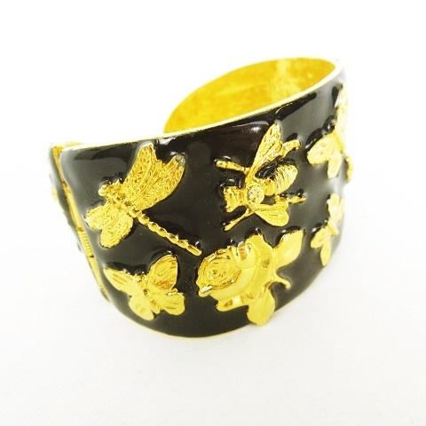 中古 ケネスジェイレーン Kenneth Jay Lane Insect Bug Bangle 昆虫 バングル ブレスレット 蝶 トンボ 蜂 ハチ てんとう虫 蛾 花 虫モチーフ ベクトル 古着 053 ブランド古着販売のベクトル 通販 Yahoo ショッピング