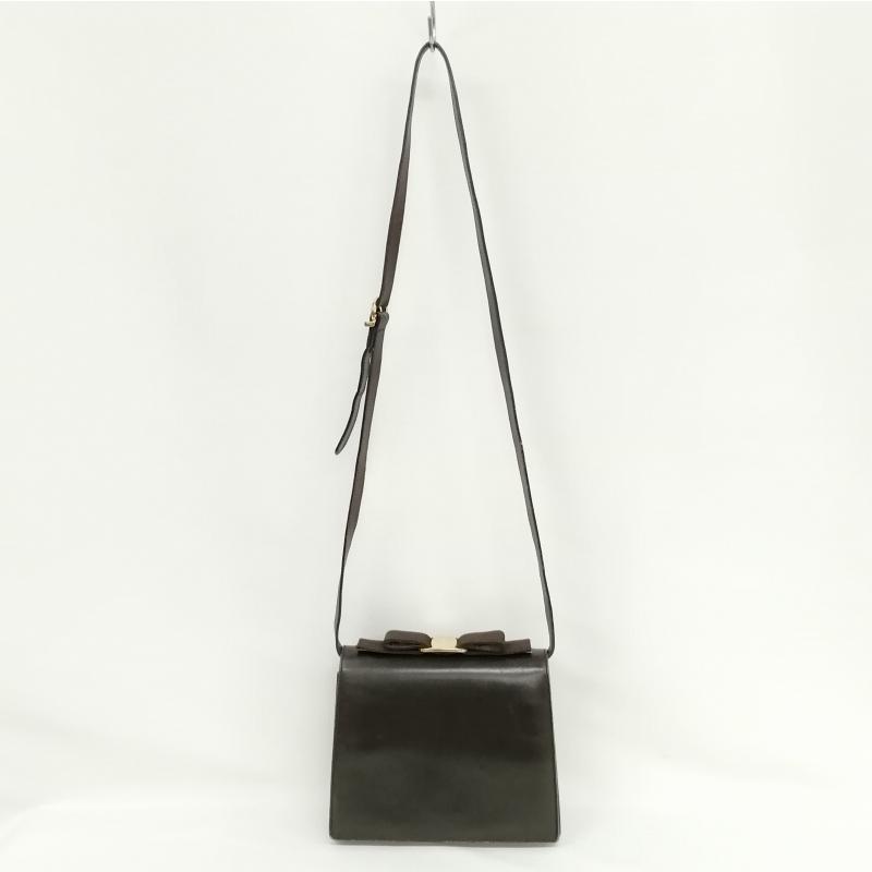FERRAGAMO サルヴァトーレフェラガモ Salvatore Ferragamo L21 FERRAGAMO サルヴァトーレフェラガモ Salvatore Ferragamo L21