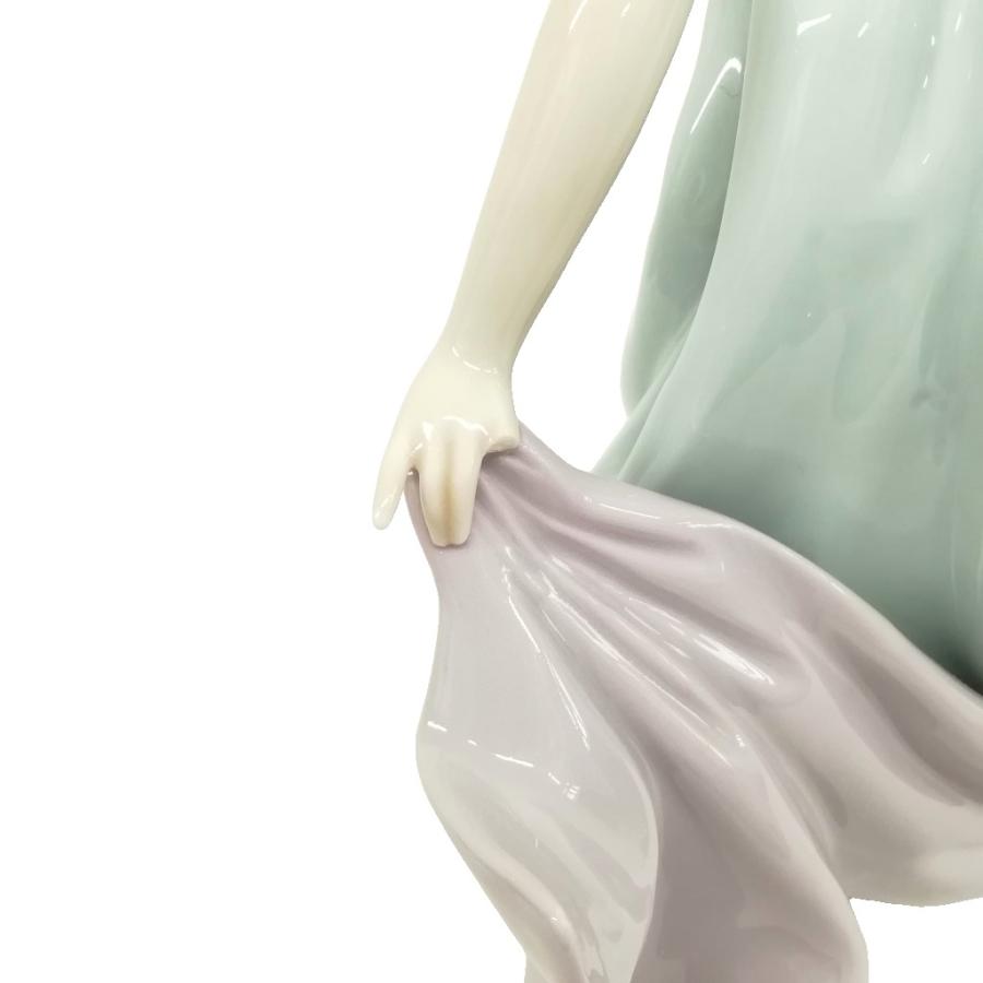 リヤドロ LLADRO 5月の舞踏 May Dance 5662 フィギュリン 陶器人形