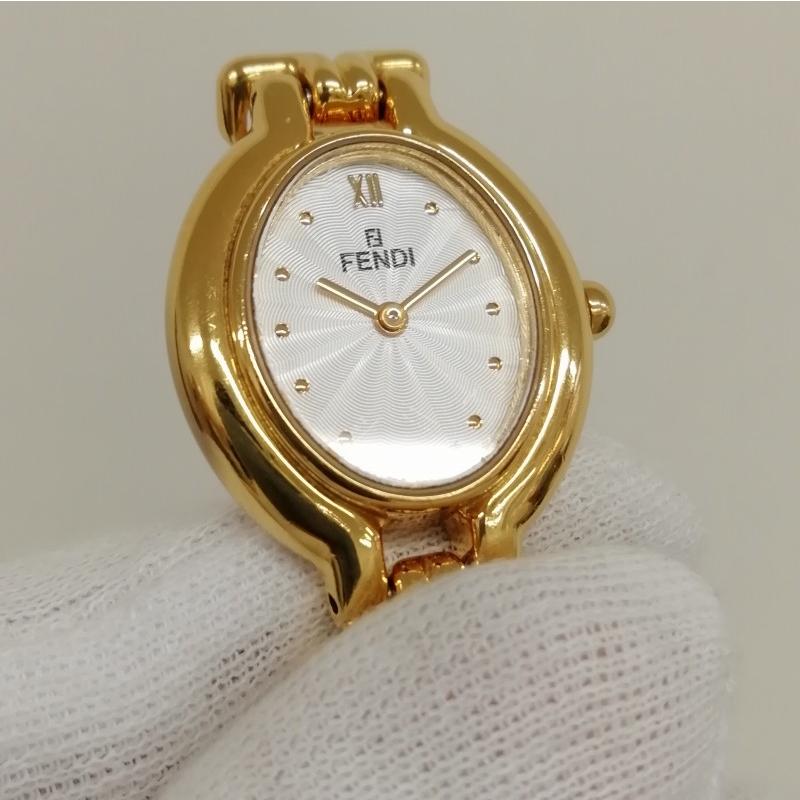 FENDI（フェンディ） FENDI 604L カメレオン チェンジベルト ウォッチ
