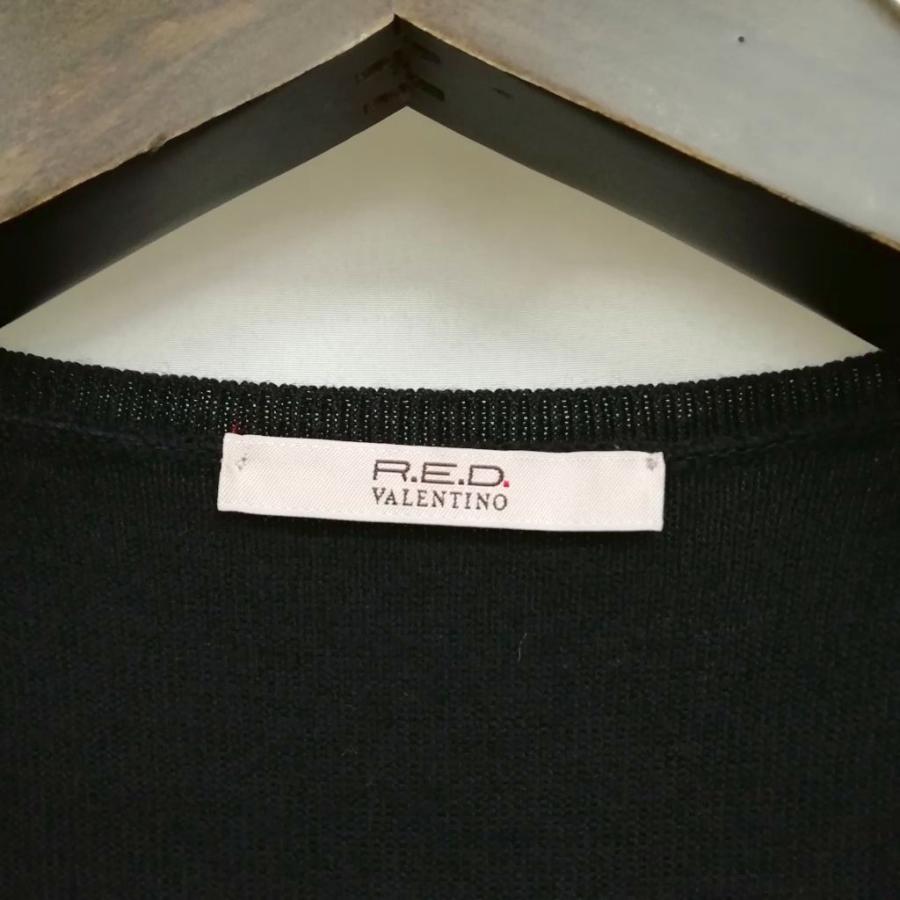 美品 REDValentino レッドヴァレンティノ フラワーモチーフ 長袖 クルーネック ショート丈 ケーブルニット セーター XS ブラック レディース 古着 中古 USED RED VALENTINO - RED VALENTINO ヴァレンティノレッド ニット
