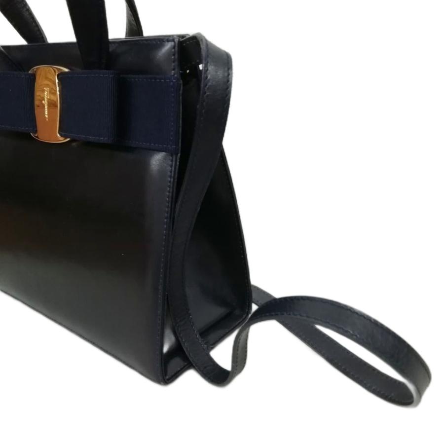 サルヴァトーレフェラガモ Salvatore Ferragamo ヴァラ VARA リボン