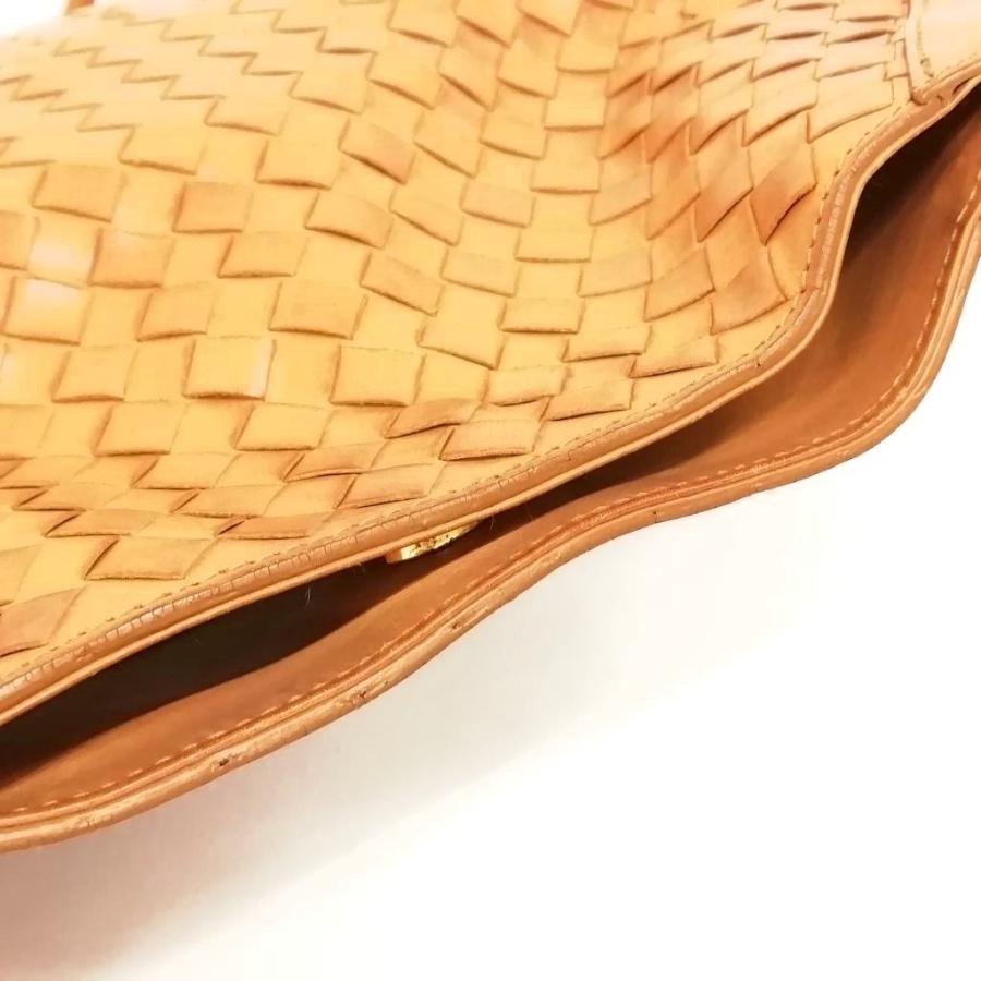 BOTTEGA VENETA（ボッテガ・ヴェネタ） イントレチャート ショルダー