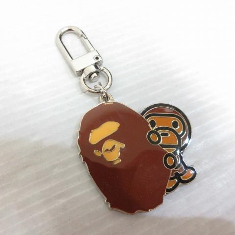A BATHING APE（アベイシングエイプ） キーホルダー チャーム エイプ
