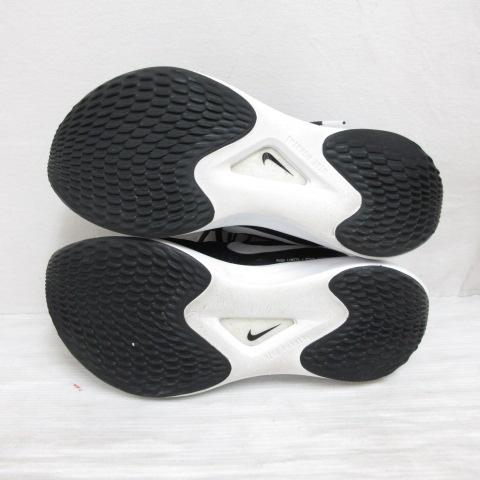 NIKE（ナイキ） 美品 DM8968-001 ズーム フライ 5 ZOOM FLY 5