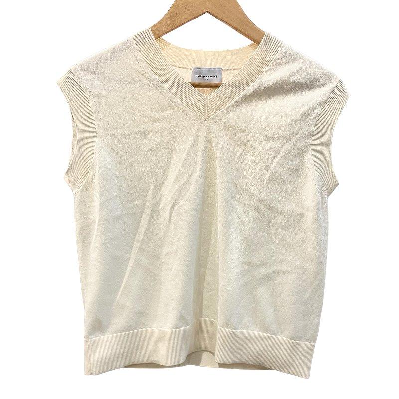 お値下げ新品未使用ユナイテッドアローズベージュ ベスト¥27940 UNITED ARROWS（ユナイテッドアローズ） 美品 近年 ノースリーブ