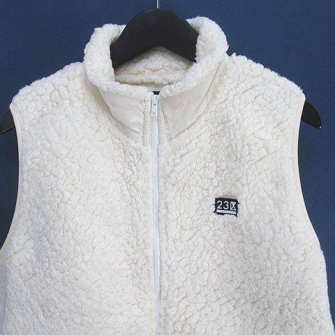 23区（ニジュウサンク） オンワード樫山 GOLF ゴルフウェア ボアベスト