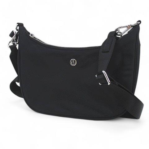 ルルレモン lululemon ショルダーバッグ 2WAY クロスボディ 斜 ルルレモン lululemon ショルダーバッグ 2WAY クロスボディ 斜