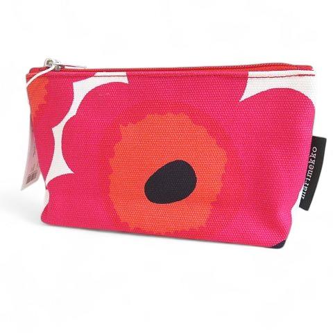 未使用品 マリメッコ marimekko ポーチ コスメティックポーチ 旅行 